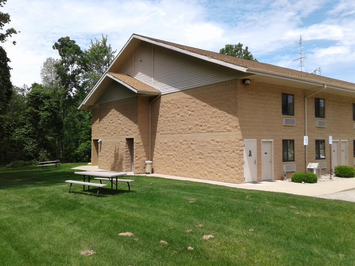 Oakridge Motel Newaygo Ngoại thất bức ảnh